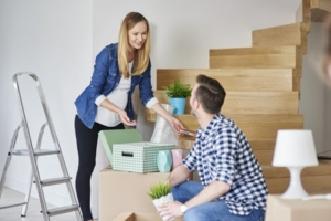 couple-moving-house-packing-their-belongings